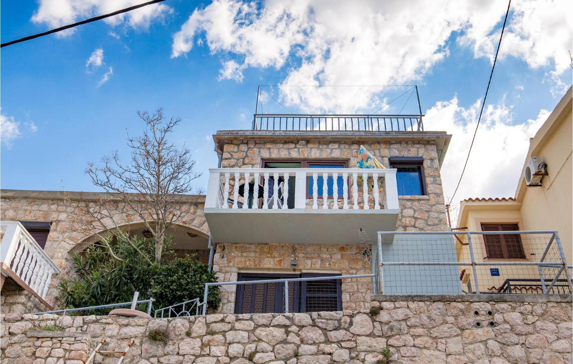 Cozy Apartment In Starigrad With House Sea View Eksteriør billede
